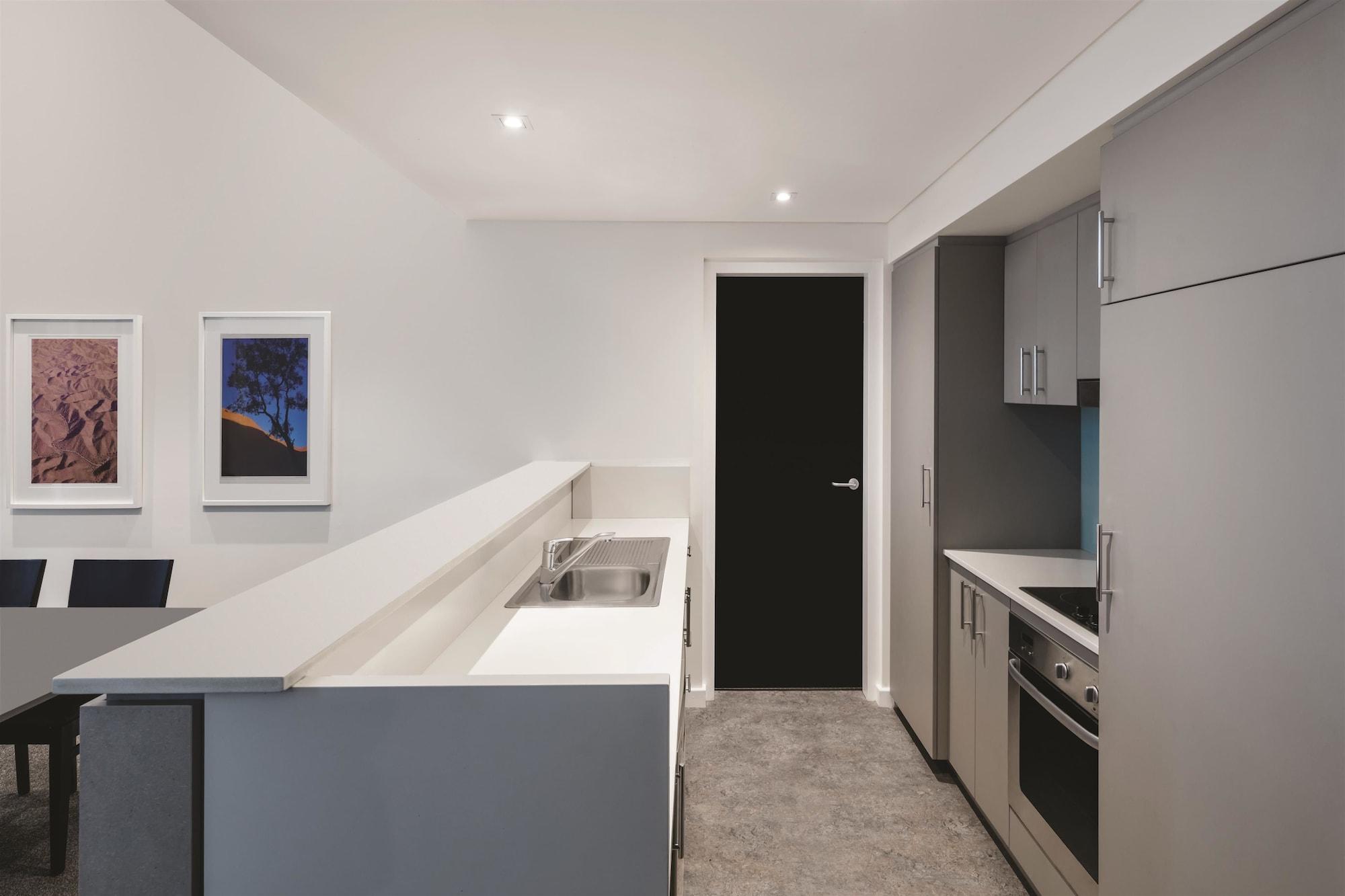 Adina Apartment Hotel Perth Esterno foto