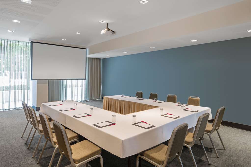 Adina Apartment Hotel Perth Servizi foto